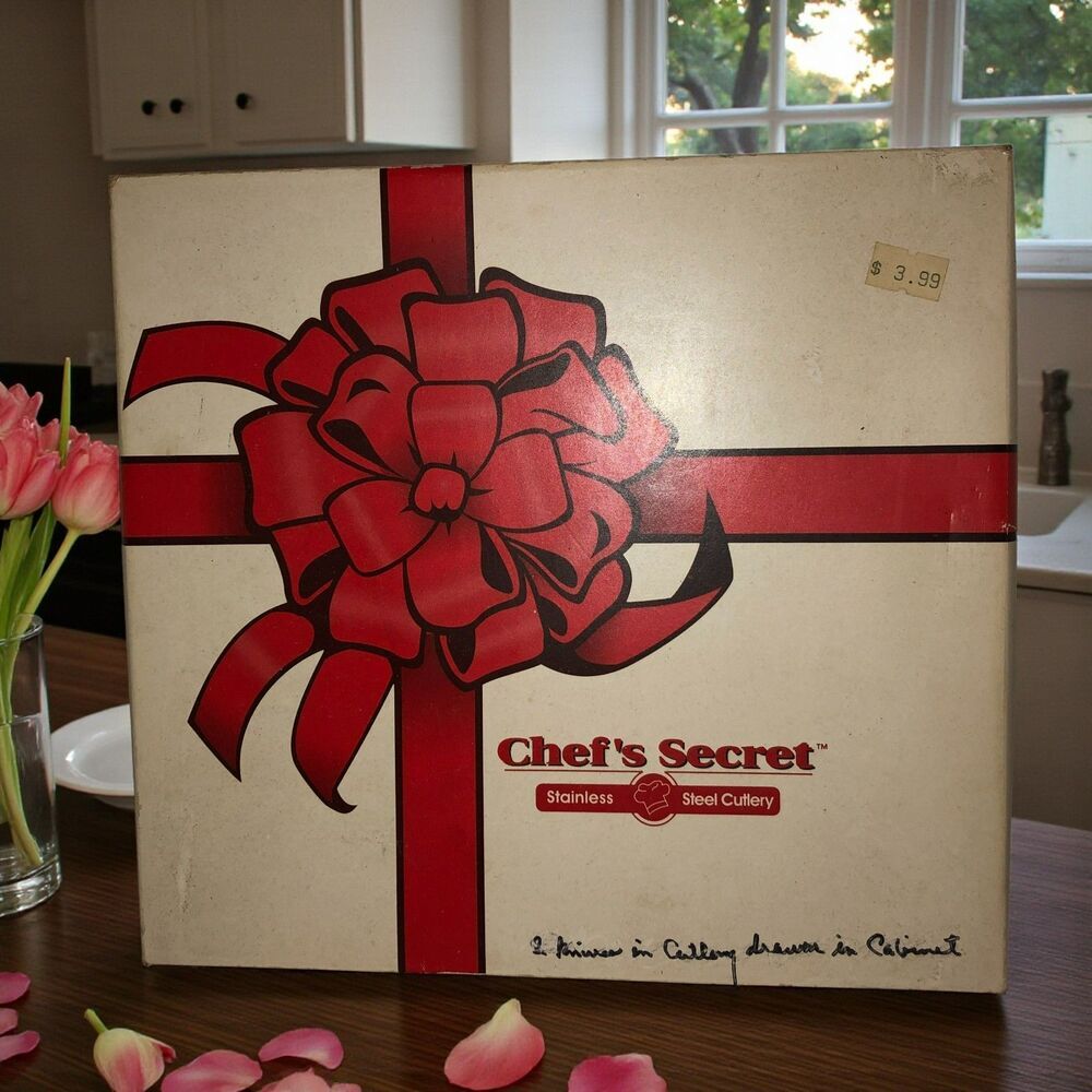 Chefs Secret 6 pc 8-1/2" Steak Knife Set Stainless Steel NEW IN BOX 2 Missing